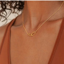 Load image into Gallery viewer, Connect Necklace