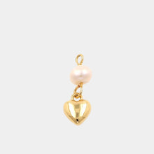 Load image into Gallery viewer, Heart pearl Charm