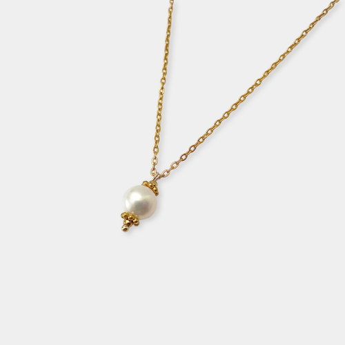 Pearl Drop Treasure necklace