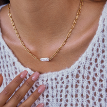 Load image into Gallery viewer, Pearl PaperLink Necklace