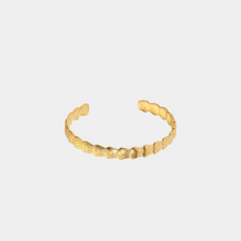 Load image into Gallery viewer, Scallop Bangle