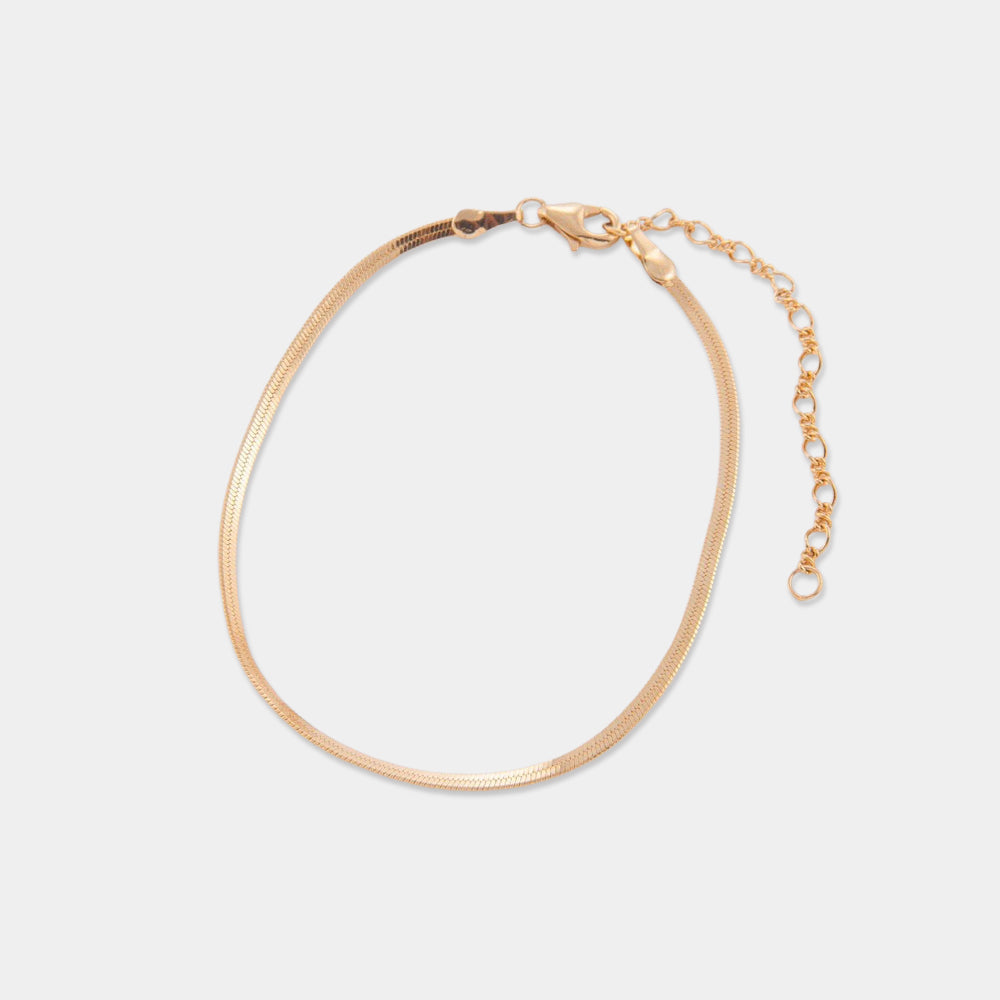 Flat chain bracelet
